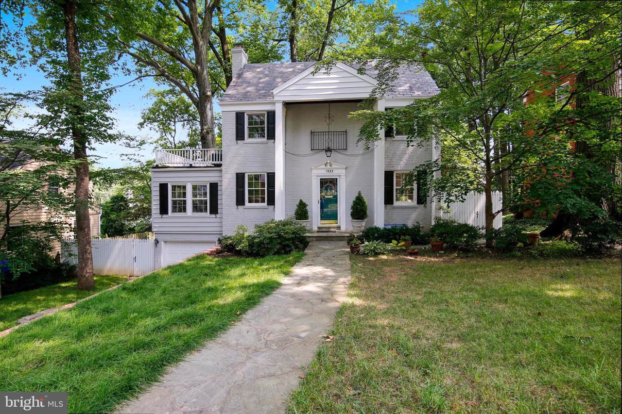 1533 Red Oak Drive - Photo 1