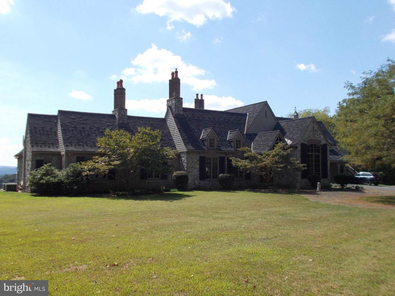 36 Hemlock Lane - Photo 1