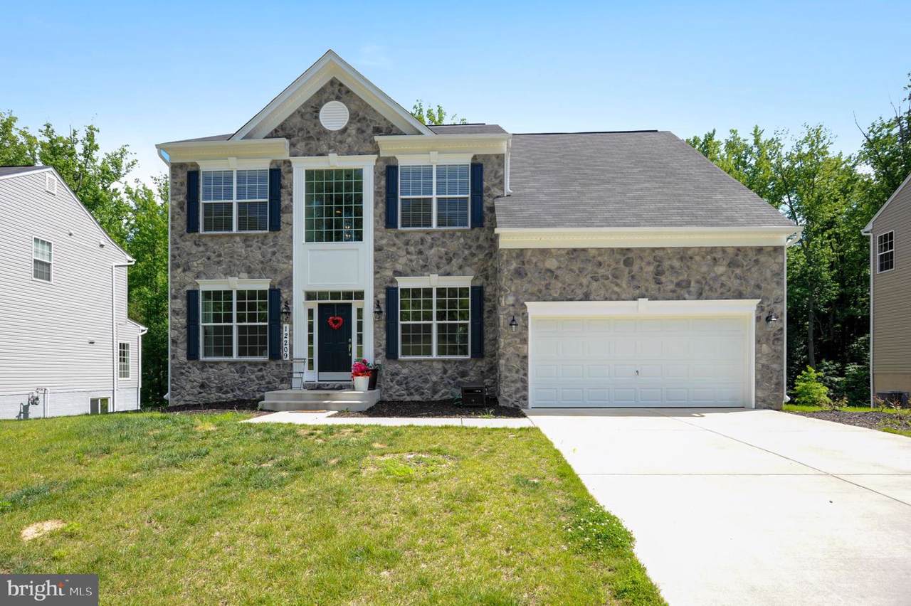 12209 Wallace Landing Court - Photo 1