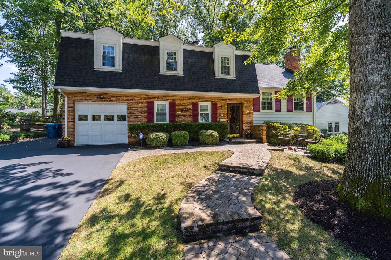 3713 Merlin Way - Photo 1