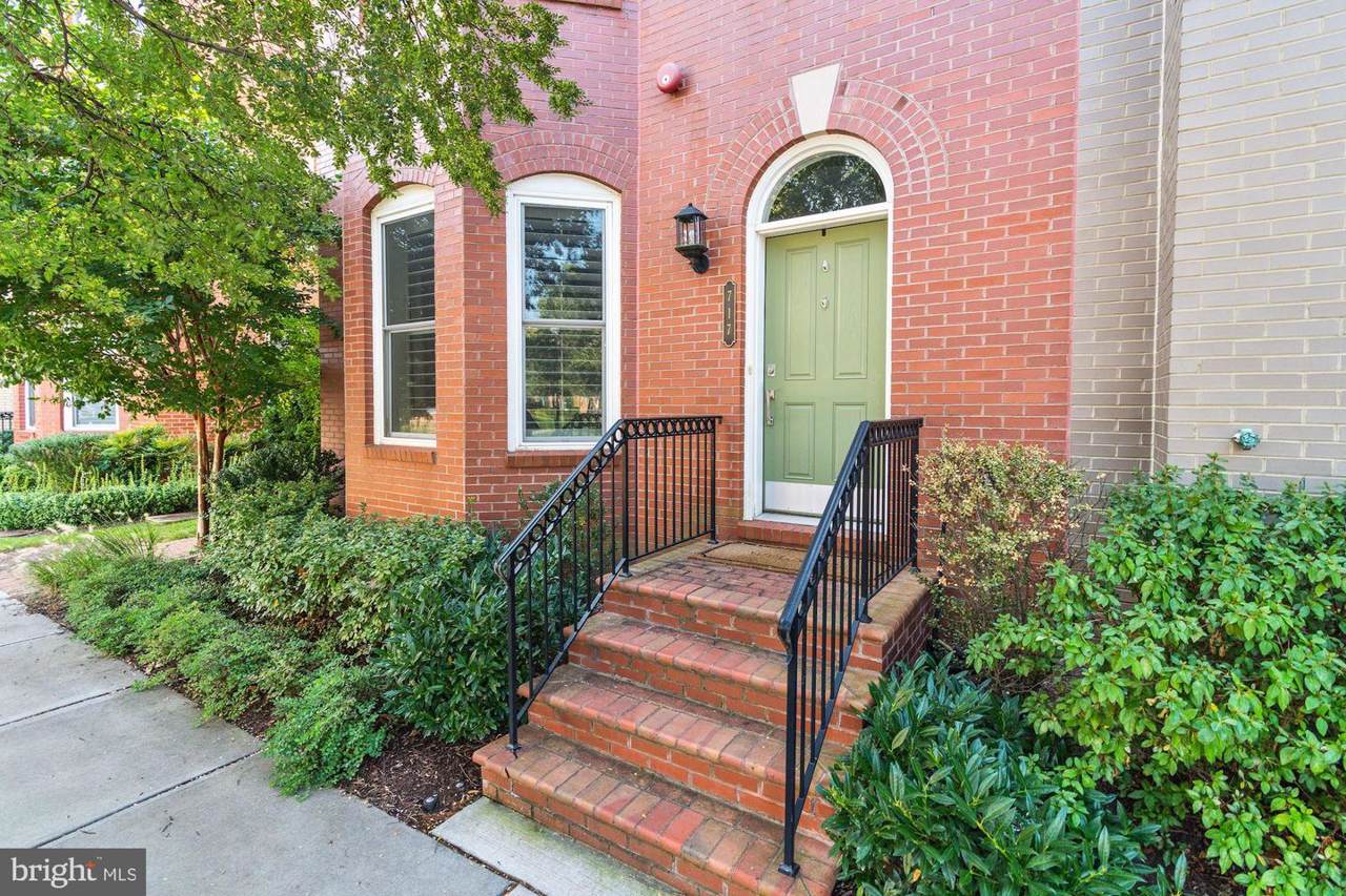 717 Mckenzie Avenue - Photo 1