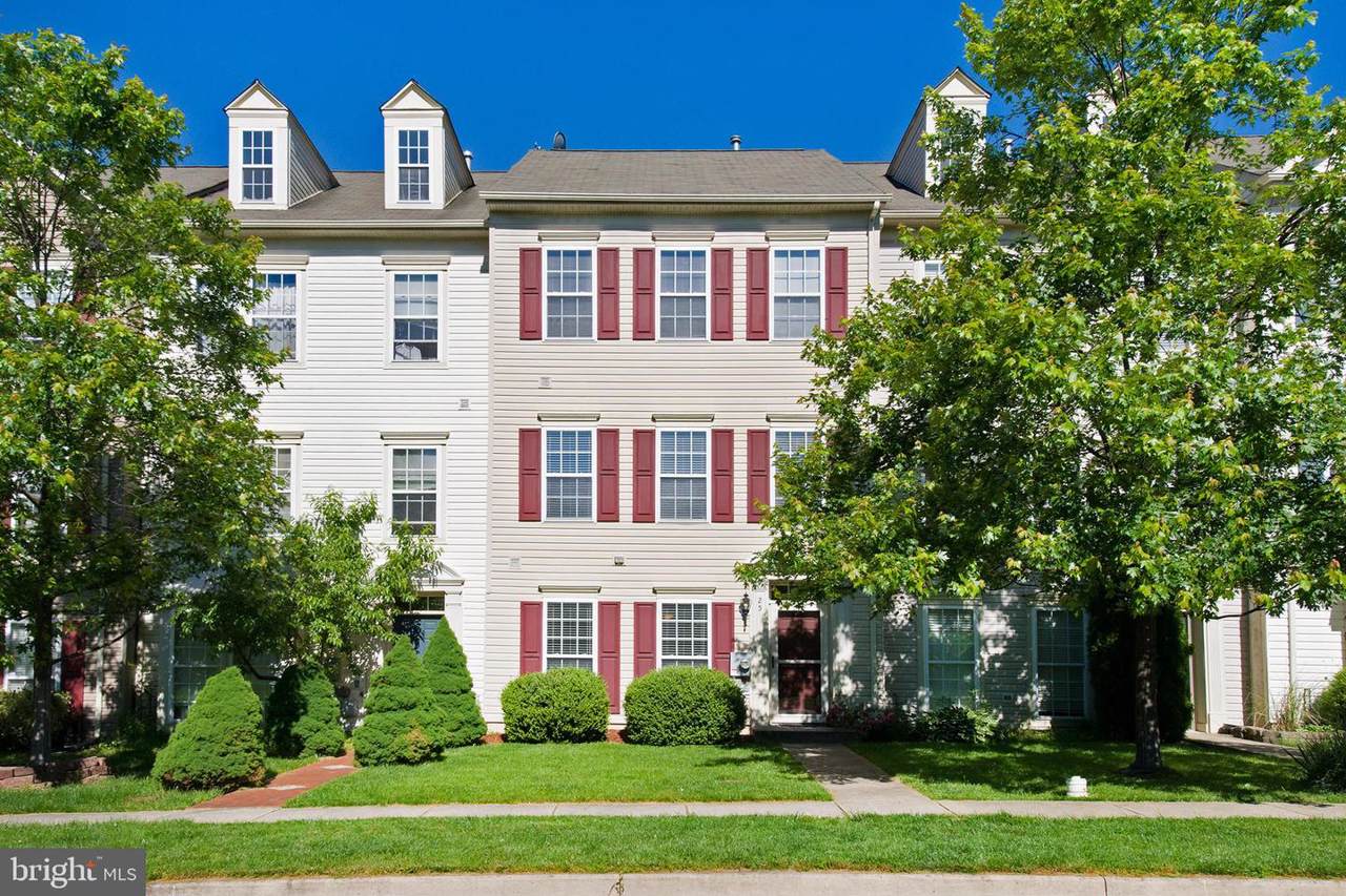 25 Mallory Way - Photo 1