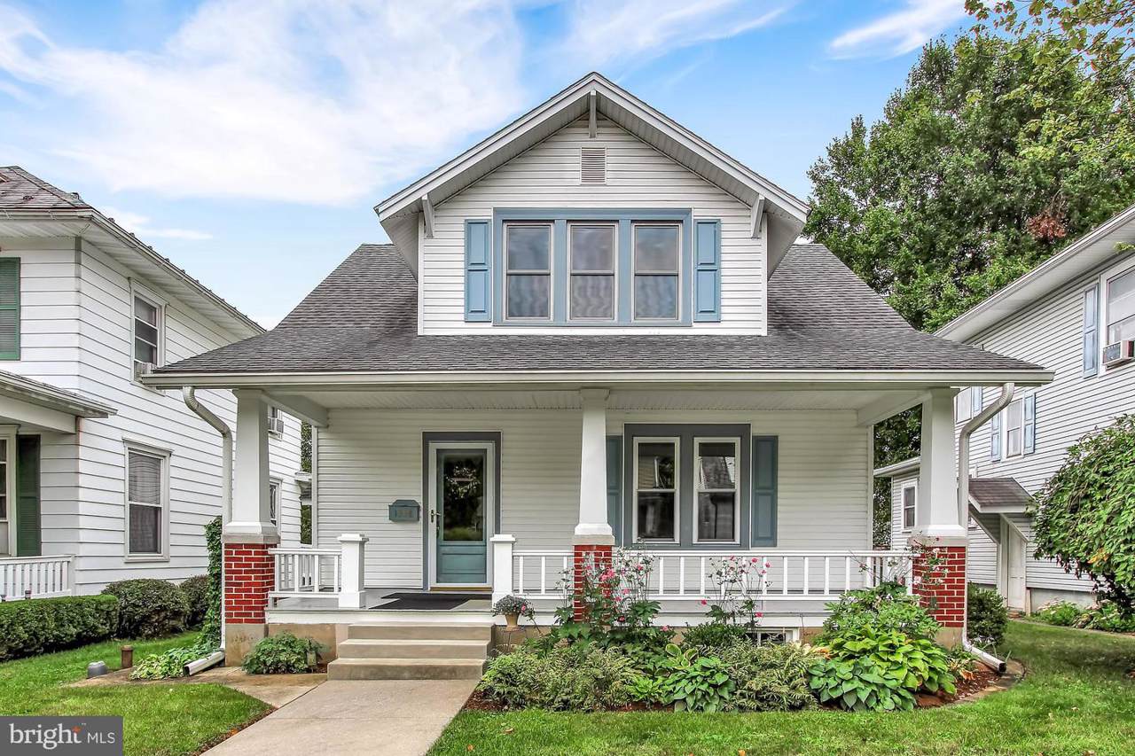 1338 Harding Avenue - Photo 1