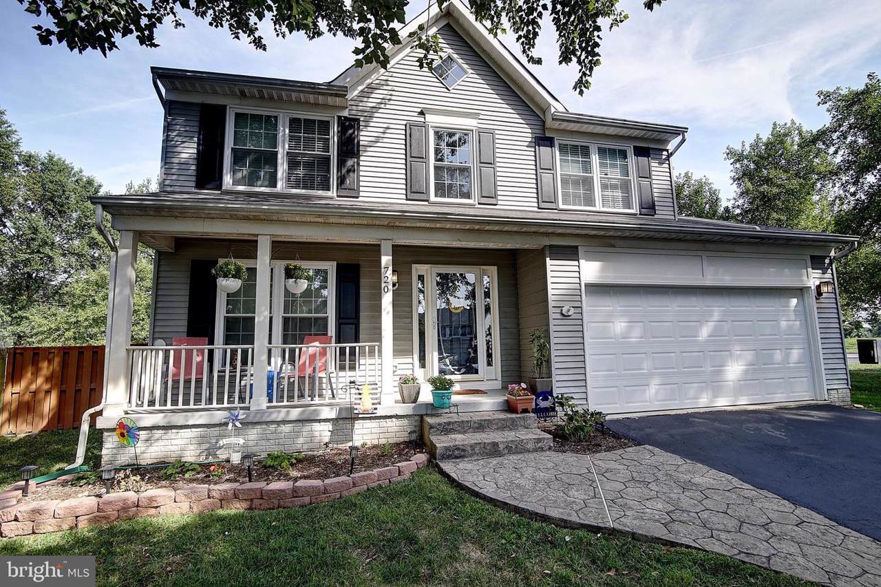 720 Southview Place - Photo 1