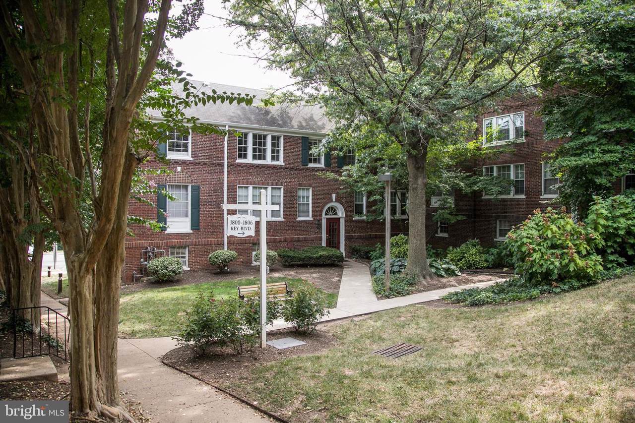 1800 Key Boulevard - Photo 1