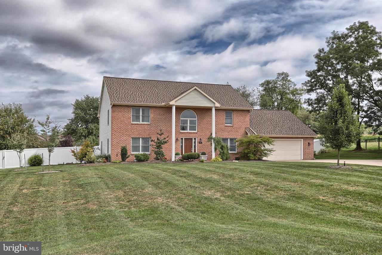 385 Snow Drive - Photo 1