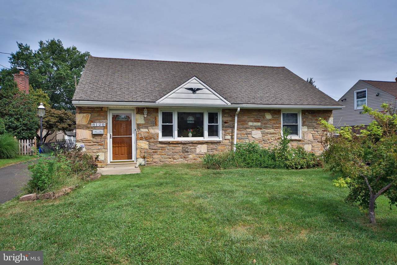 8120 Albion Street - Photo 1