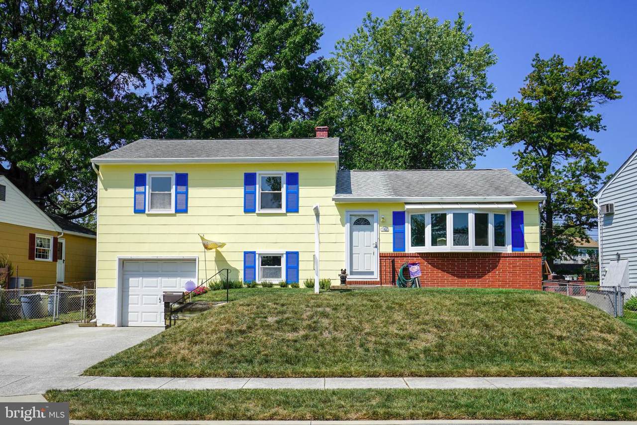 1818 Wycliffe Road - Photo 1
