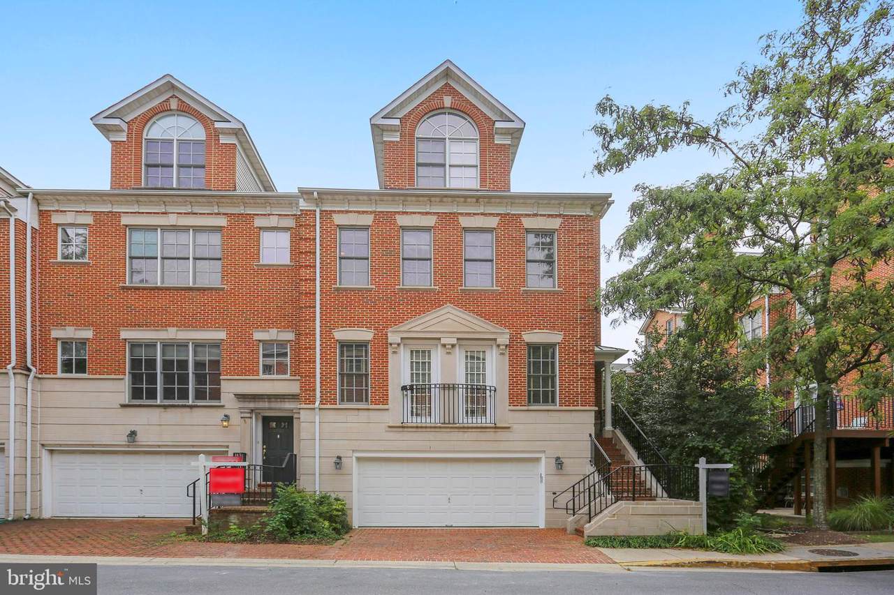 4704 Monaco Circle - Photo 1