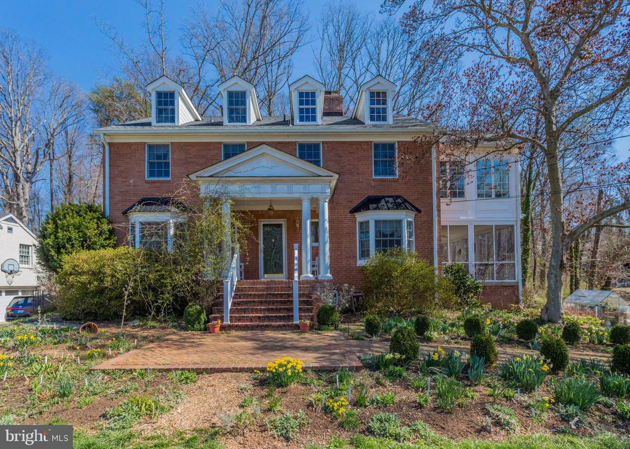 3905 Dumbarton Street - Photo 1