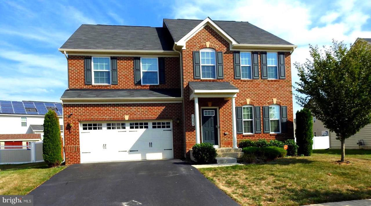 10394 Stone Pine Avenue - Photo 1