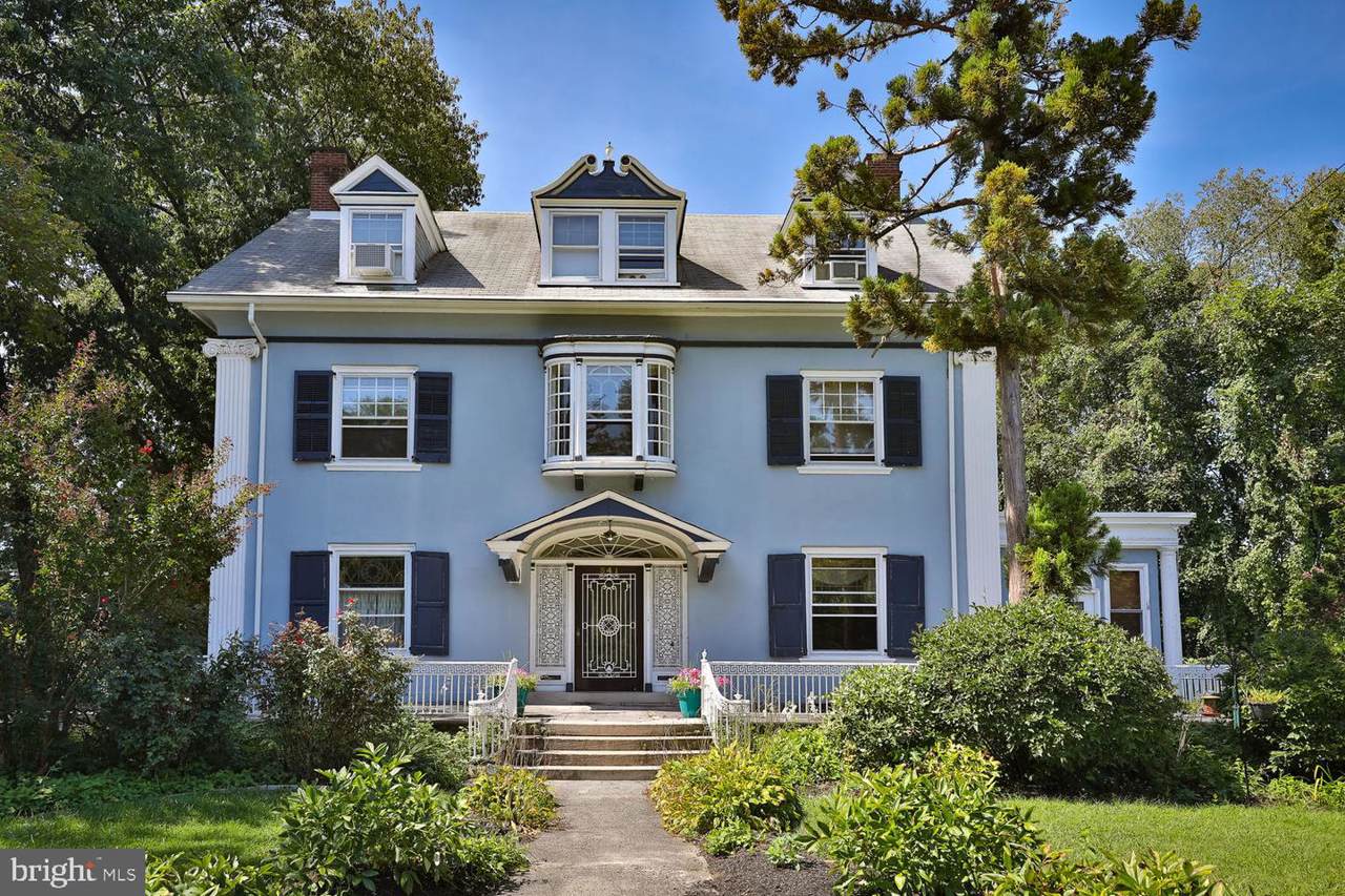 341 Pelham Road - Photo 1