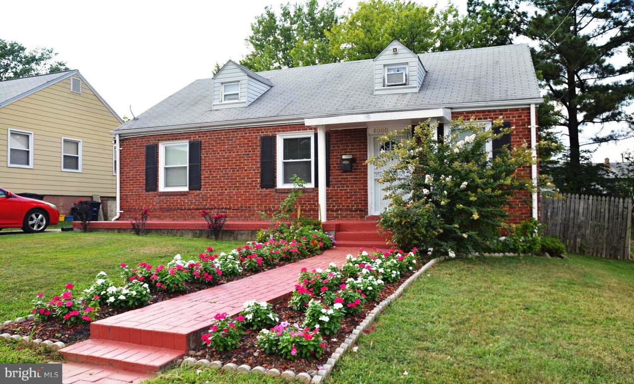 6000 36TH Avenue - Photo 1