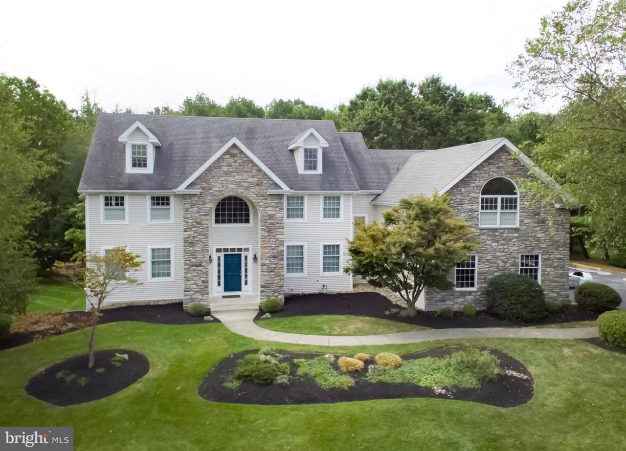 2105 Country View Lane - Photo 1
