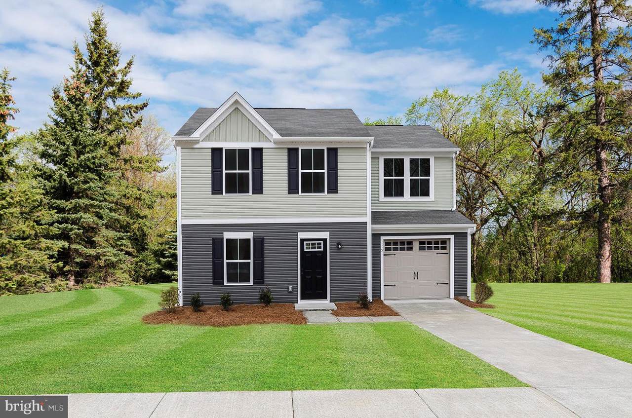 5001 Chandlers Glen Drive - Photo 1