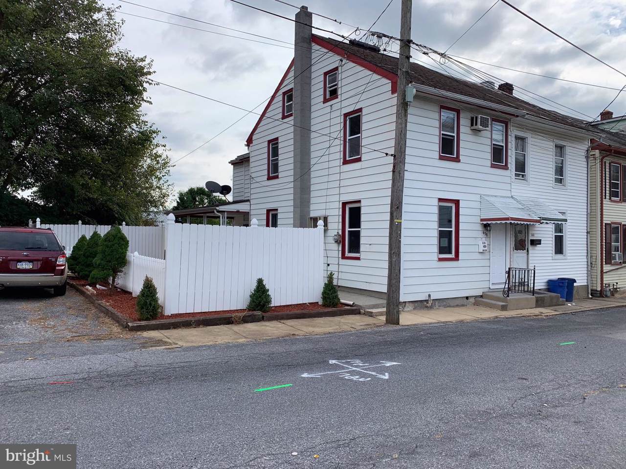 638 Union Street - Photo 1