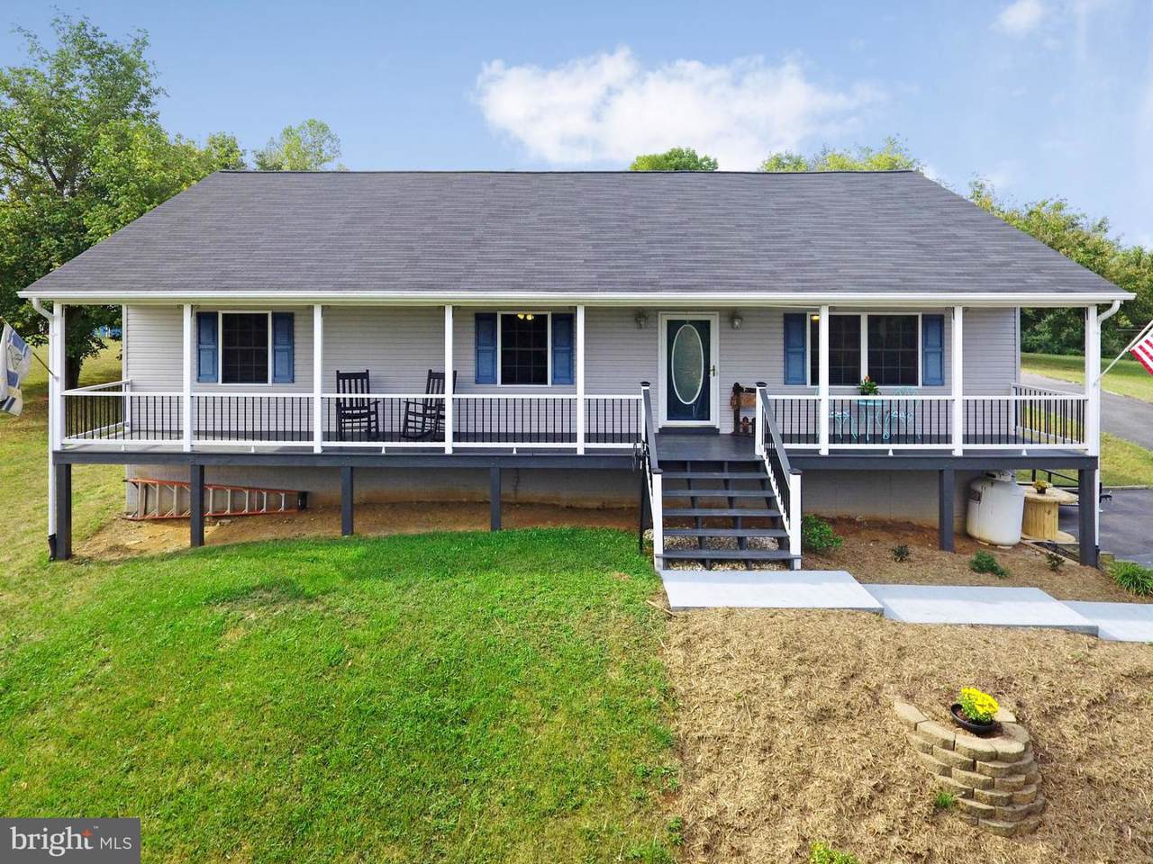 186 Howellsville Road - Photo 1