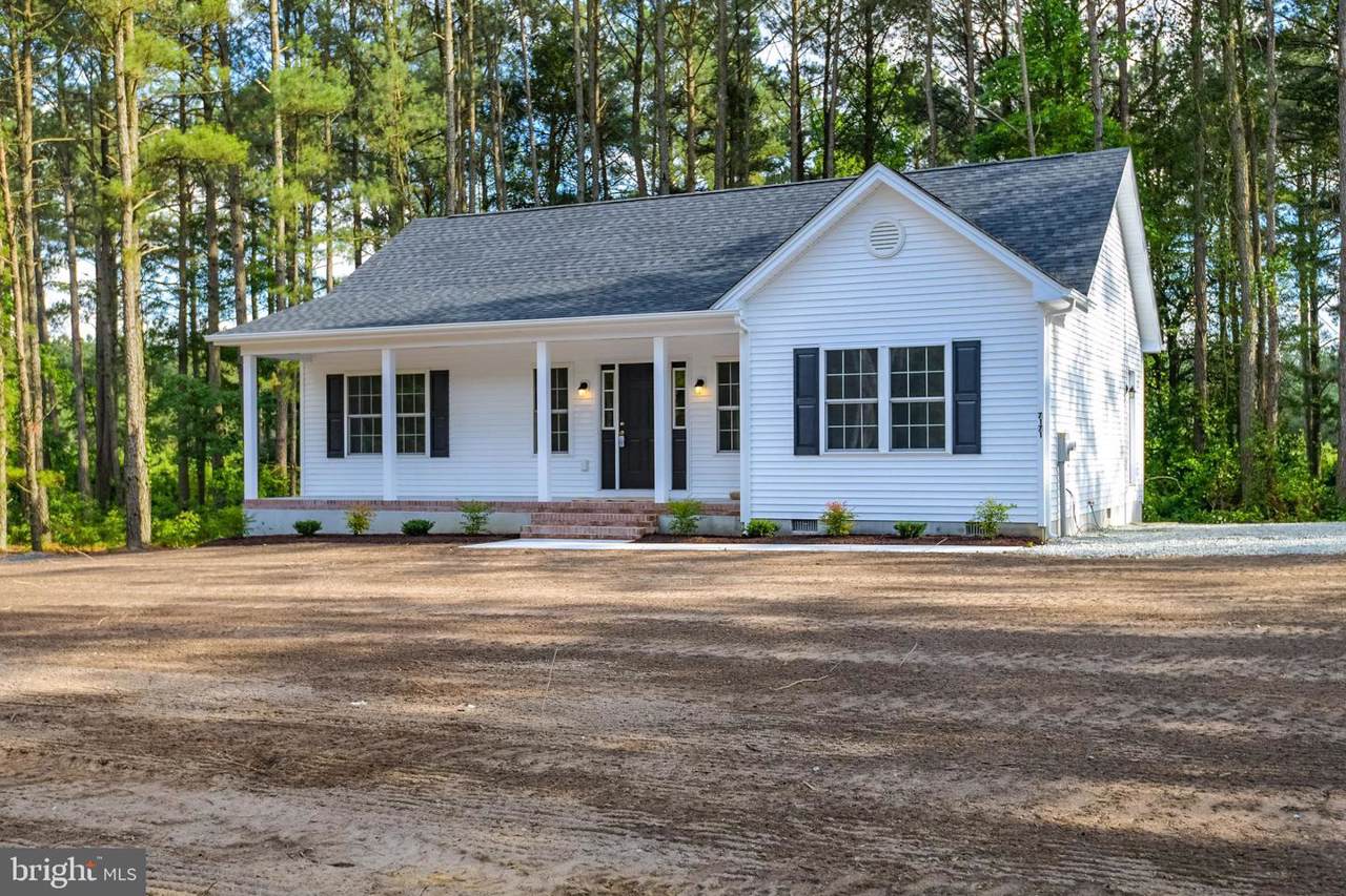 7211 Meadowbridge Road - Photo 1