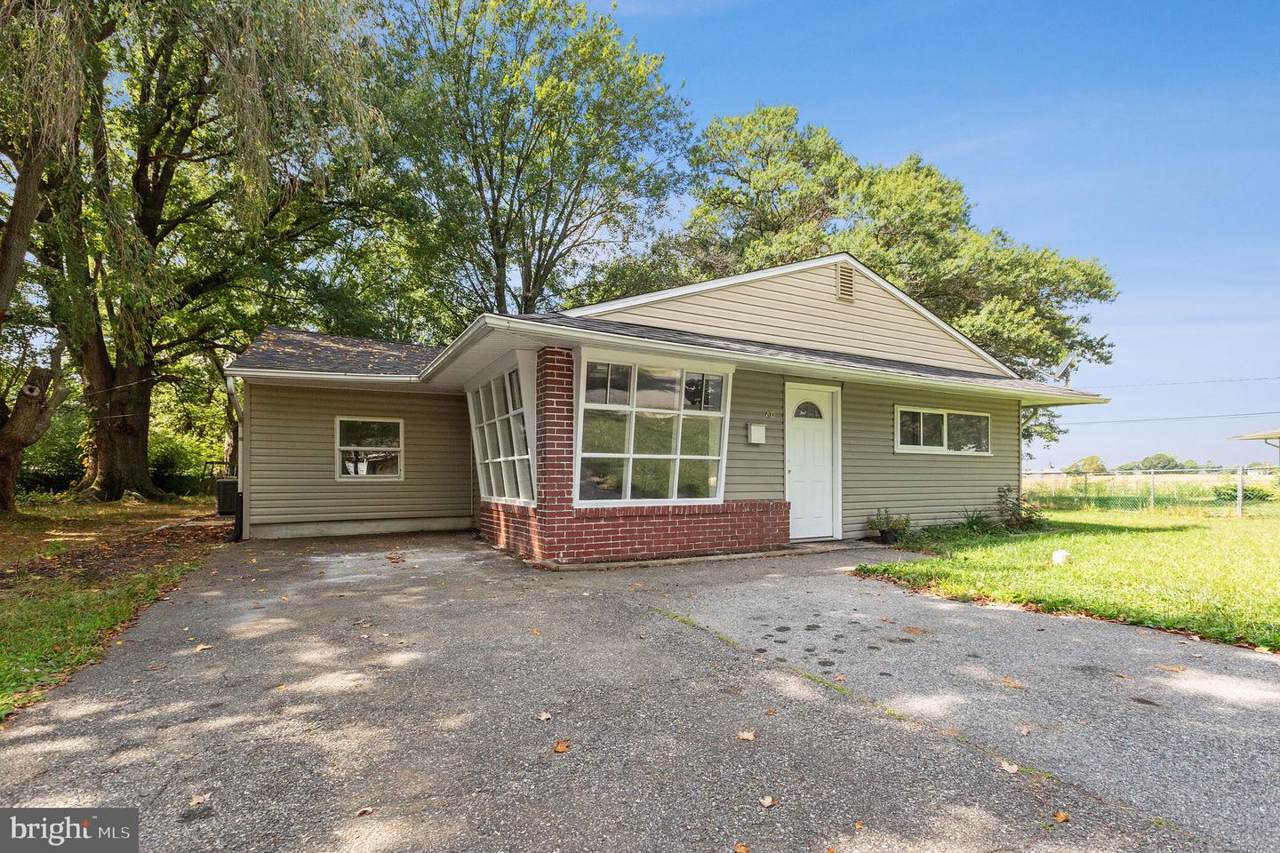 60 Mercer Drive - Photo 1