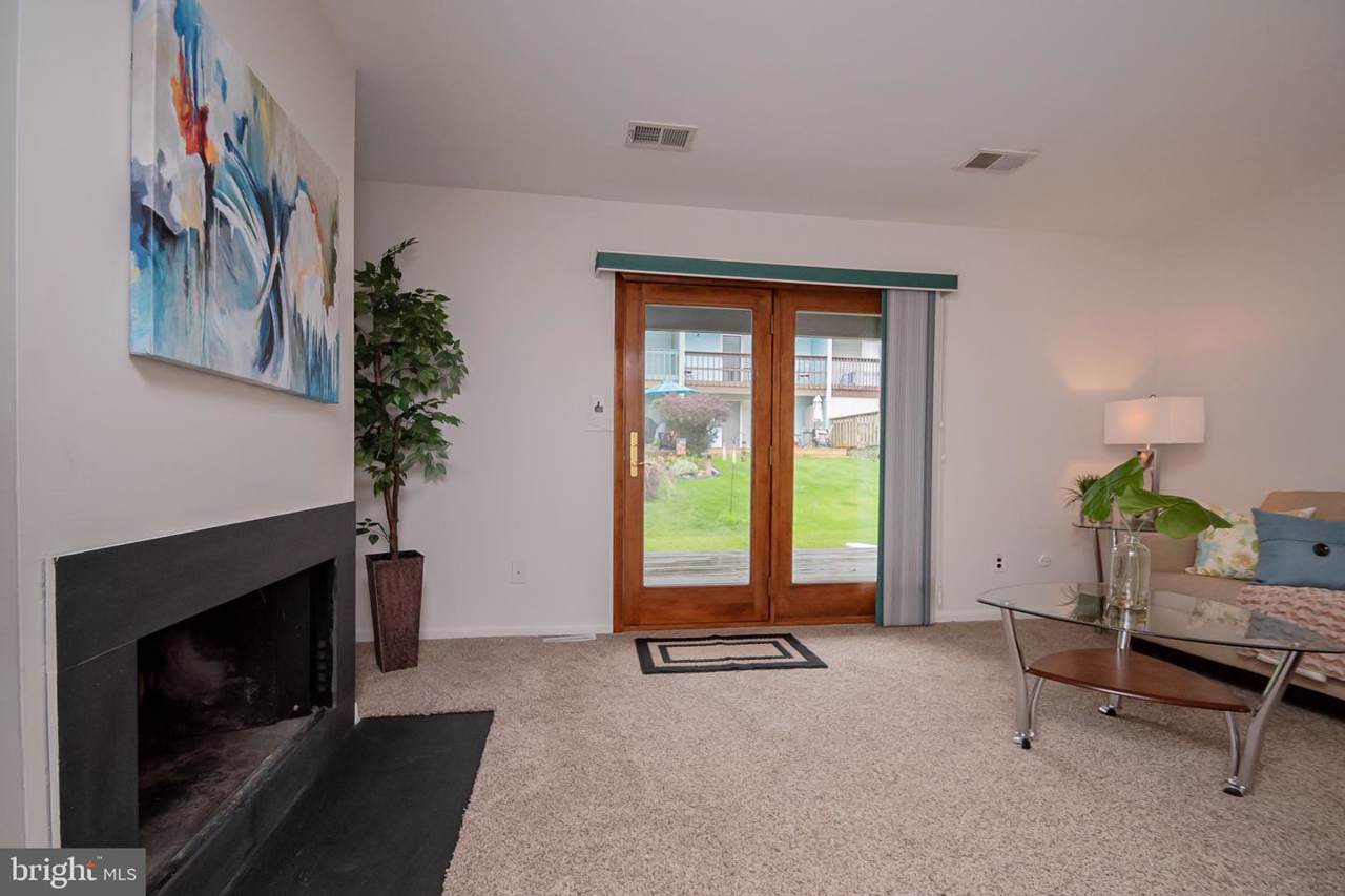 3211 Emerald Place - Photo 1