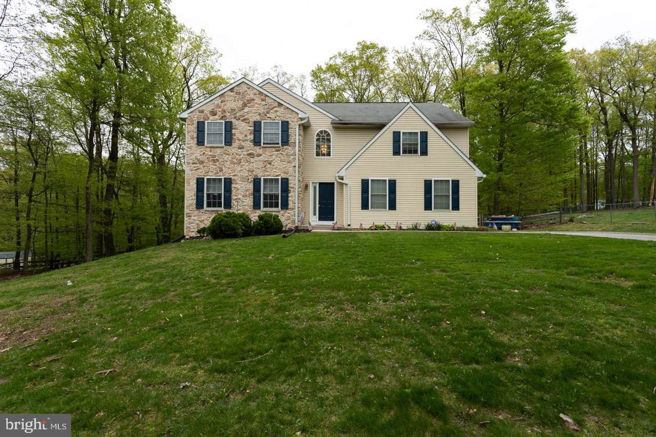 106 Acorn Way - Photo 1