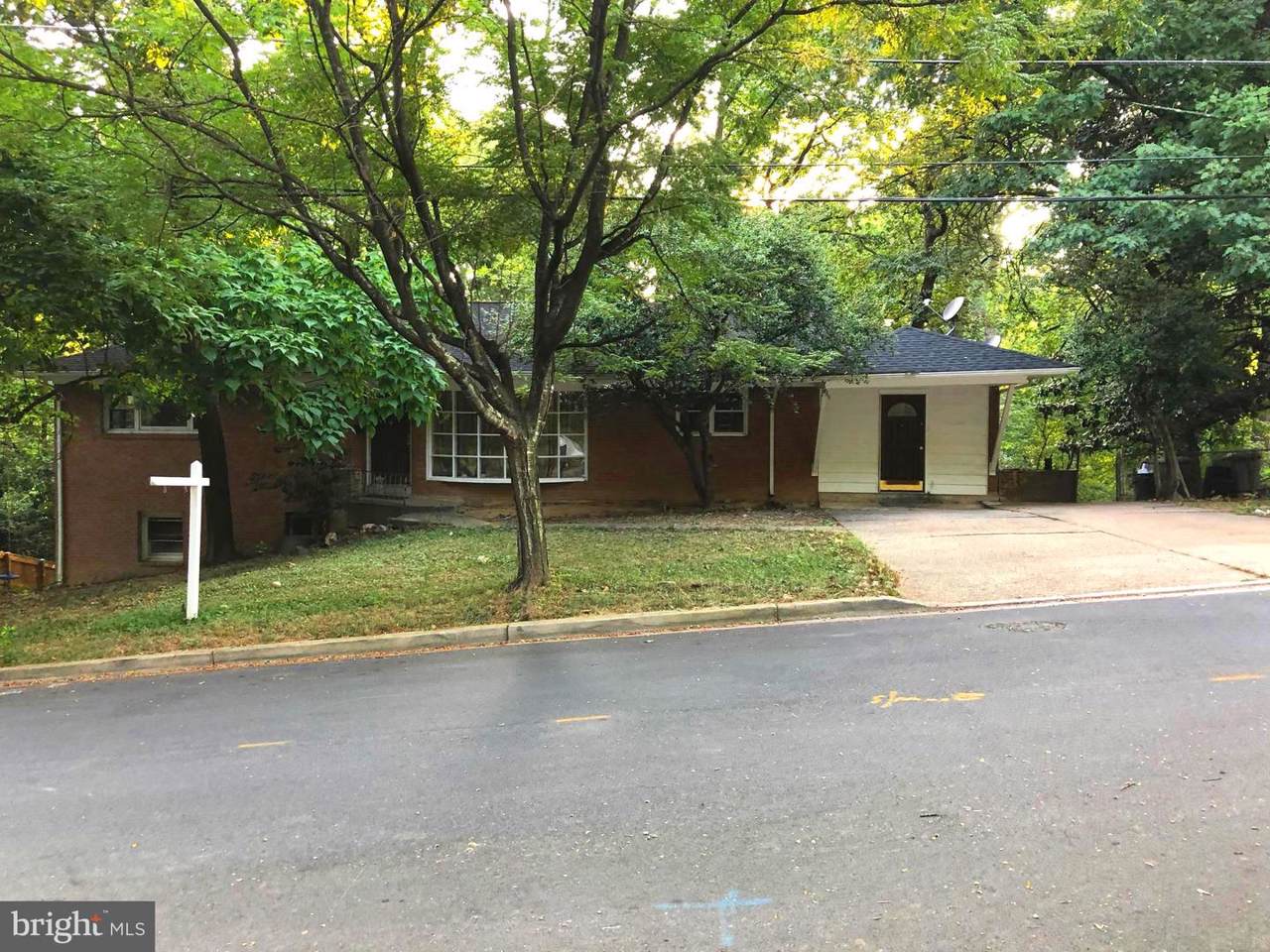 7414 Glenside Drive - Photo 1