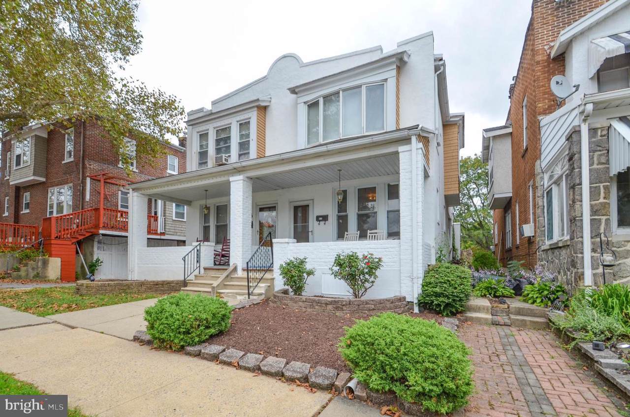 917 20TH Street - Photo 1