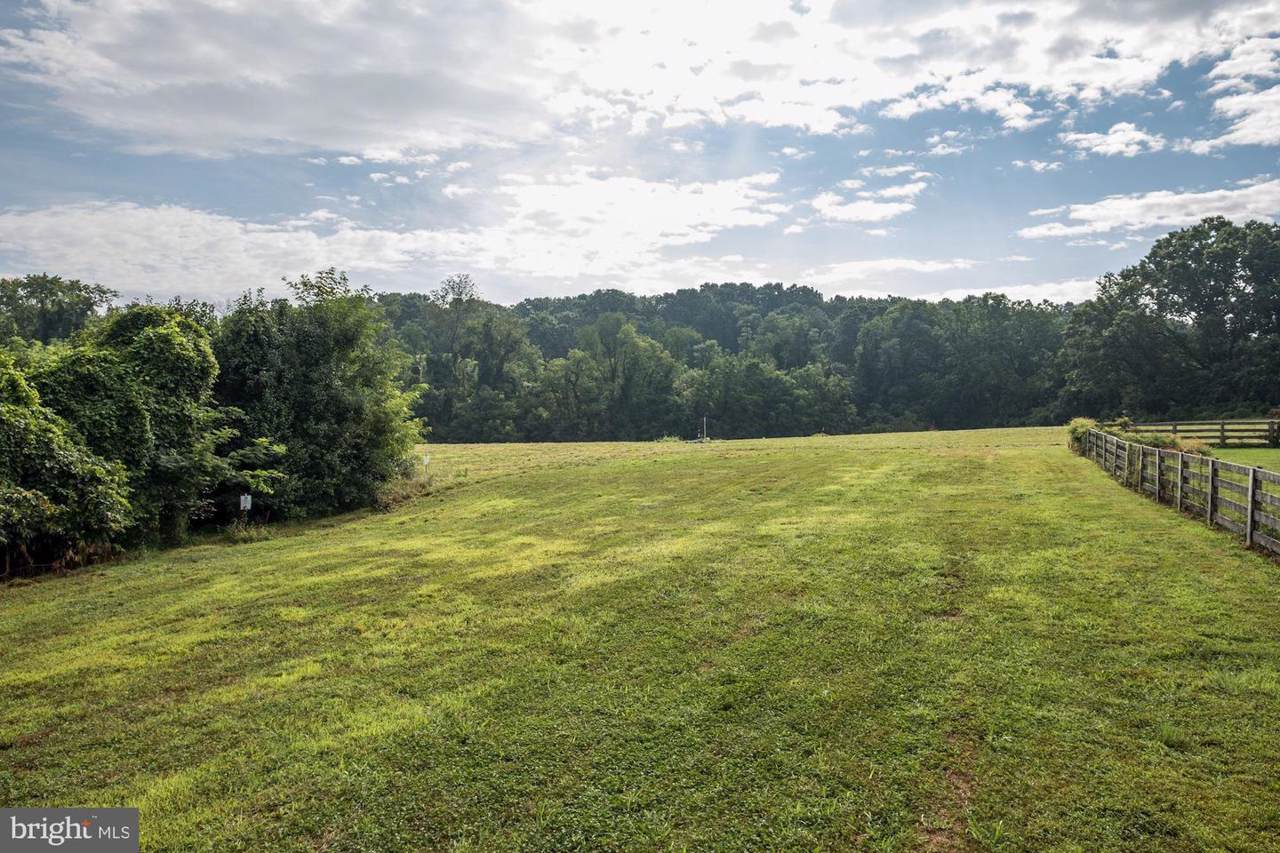 5649 A Stone Road - Photo 1