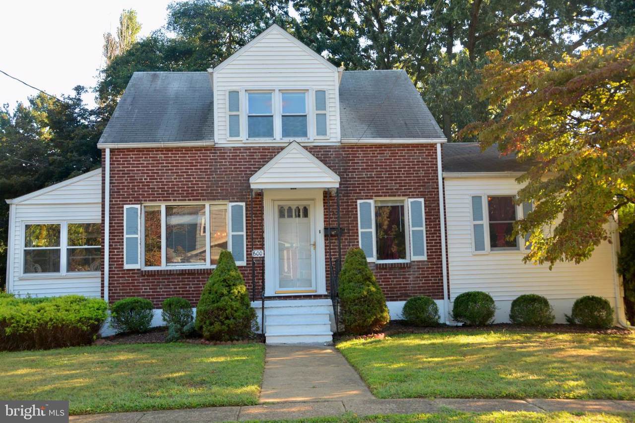 600 Summit Avenue - Photo 1