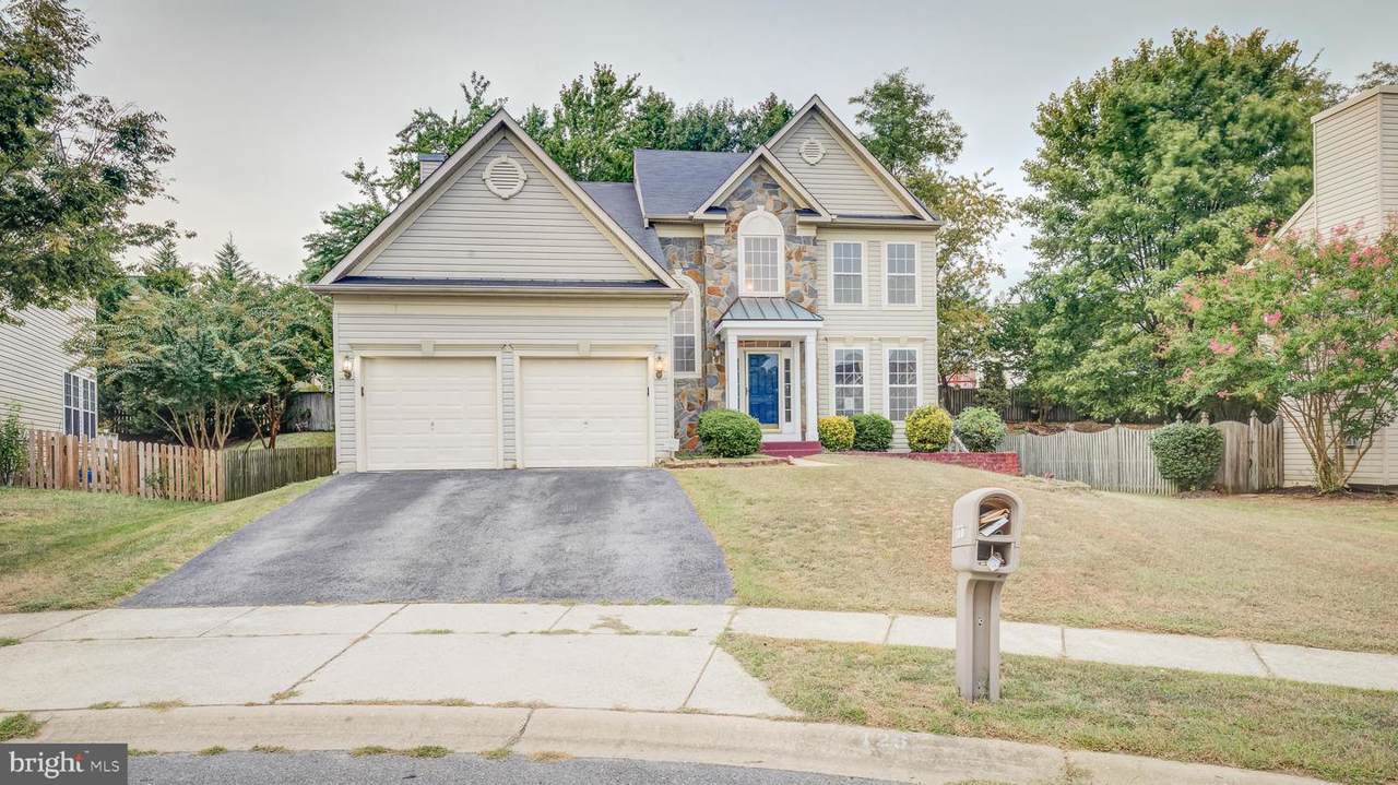 126 Farmbrook Lane - Photo 1