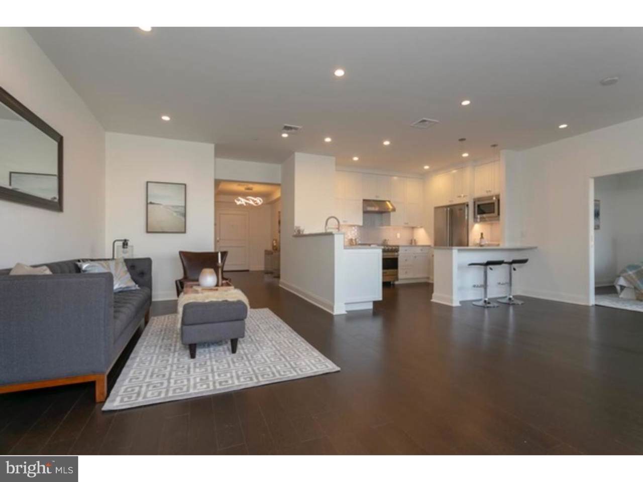 202-10 Rittenhouse Square - Photo 1