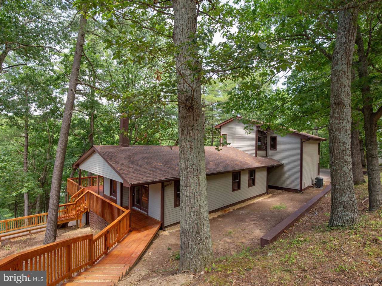247 Sunset Circle - Photo 1
