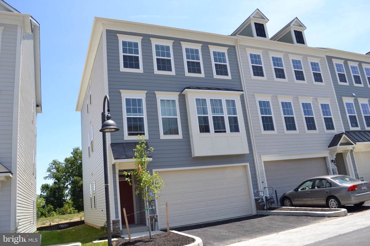 127 Travilah Crest - Photo 1