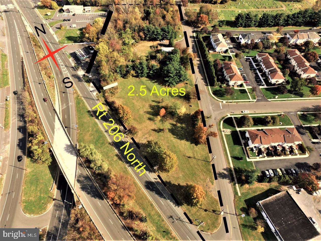 32 Cemetery Lane - Photo 1
