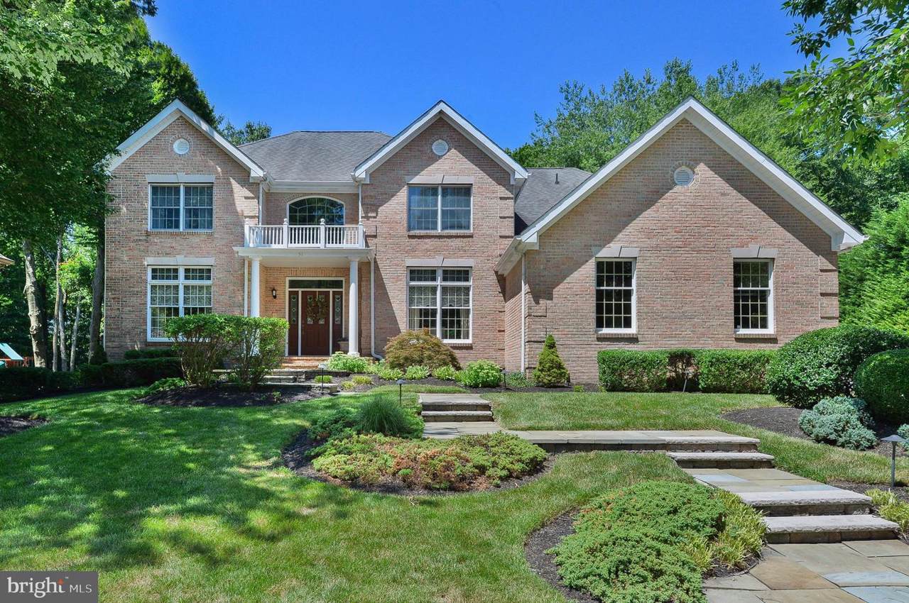 51 Stanwyck Road - Photo 1