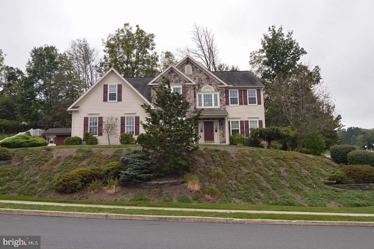 2 Brookside Court - Photo 1