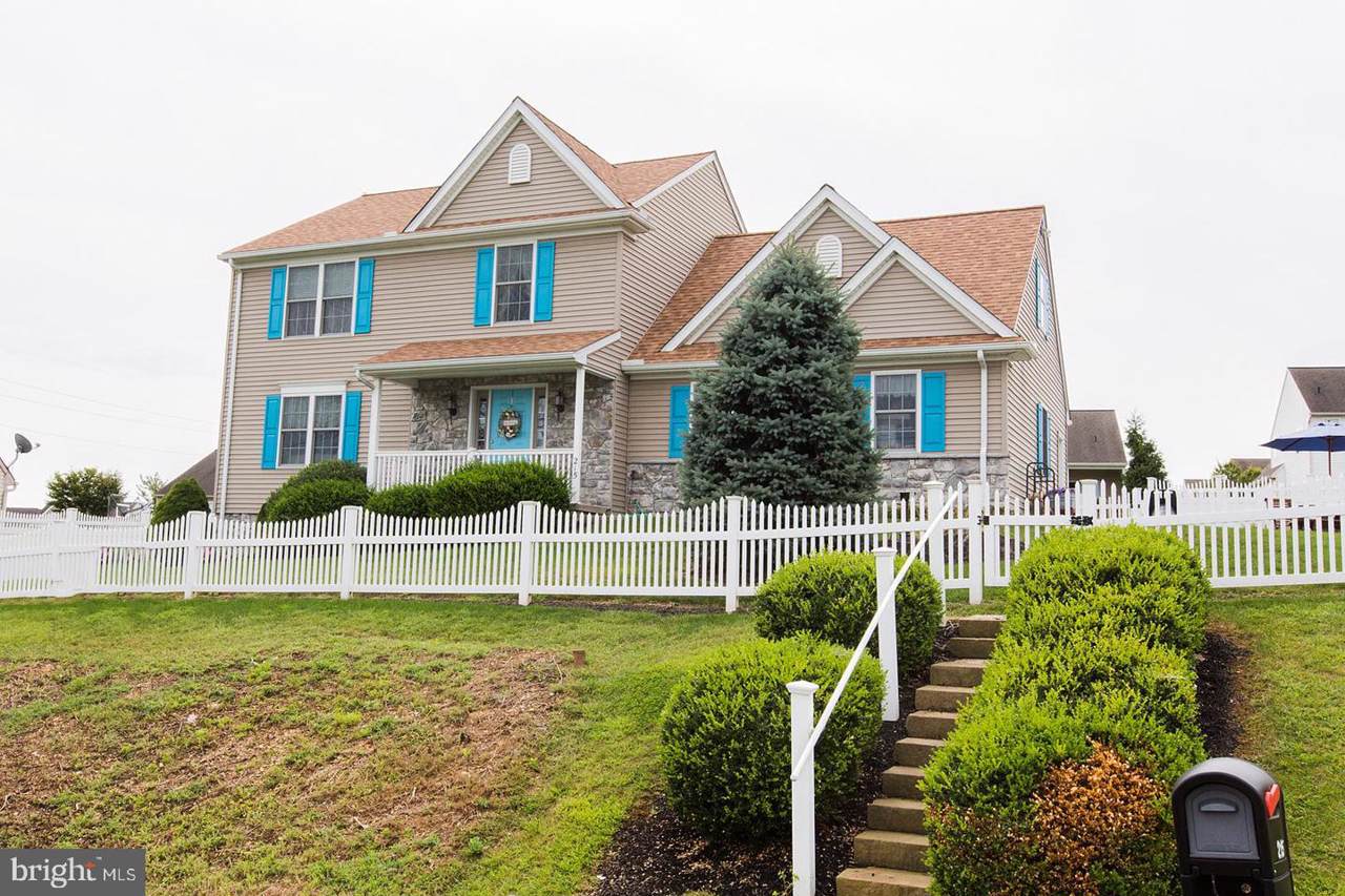 215 Sun Hill Road - Photo 1