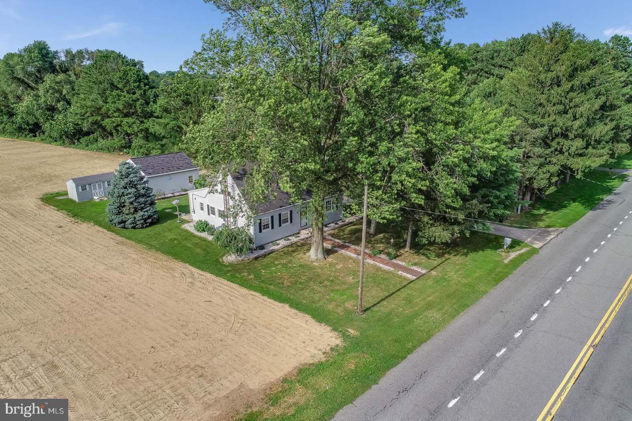 1003 Warner Road - Photo 1