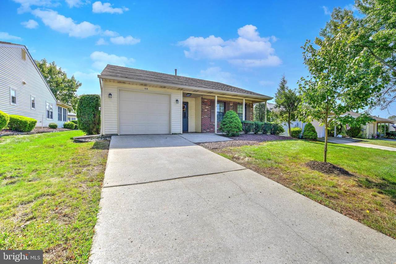 115 Carriage Hill Court - Photo 1