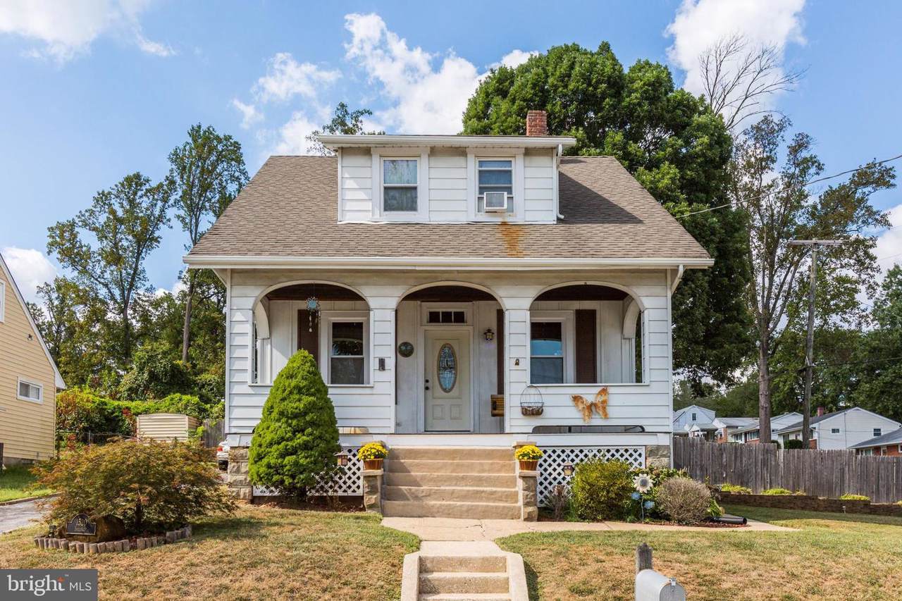1520 Ingleside Avenue - Photo 1