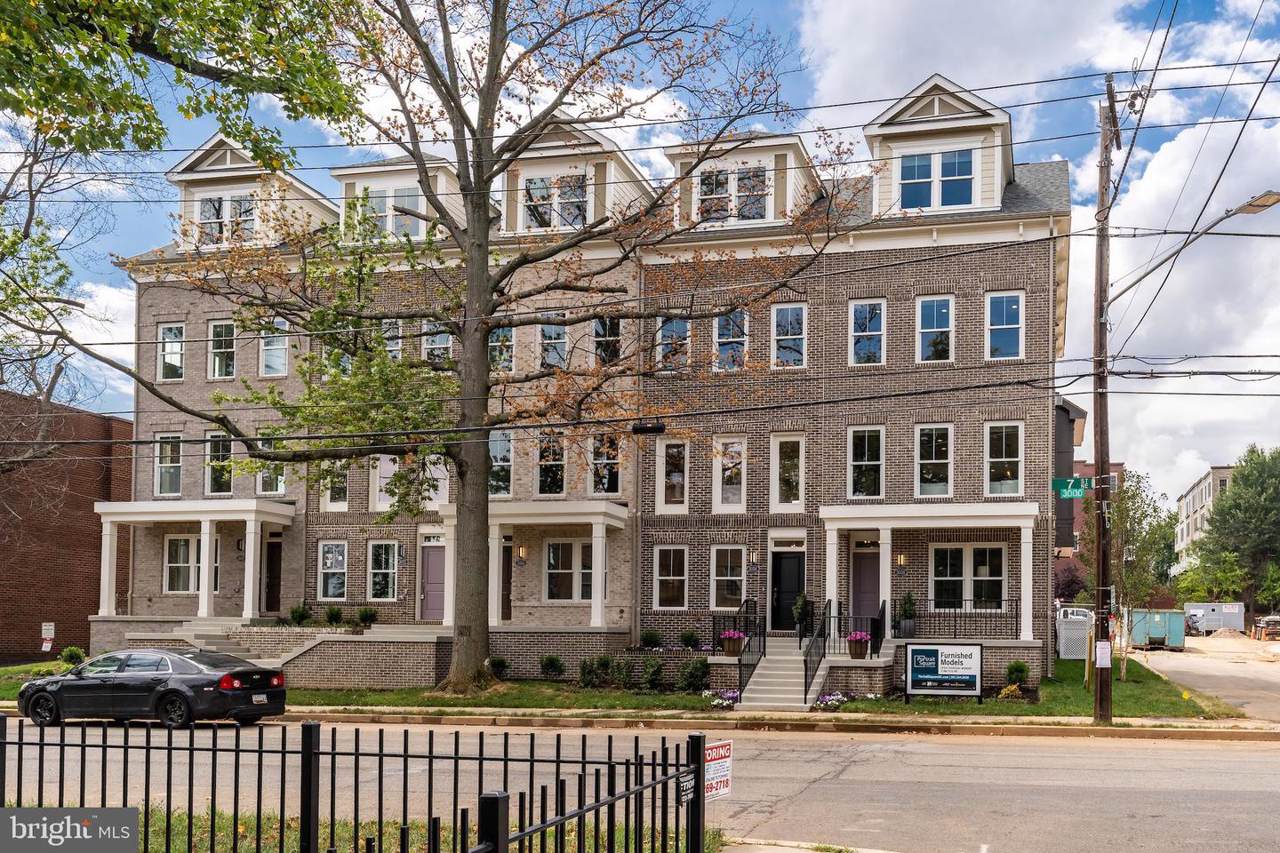 3024 7TH Street - Photo 1