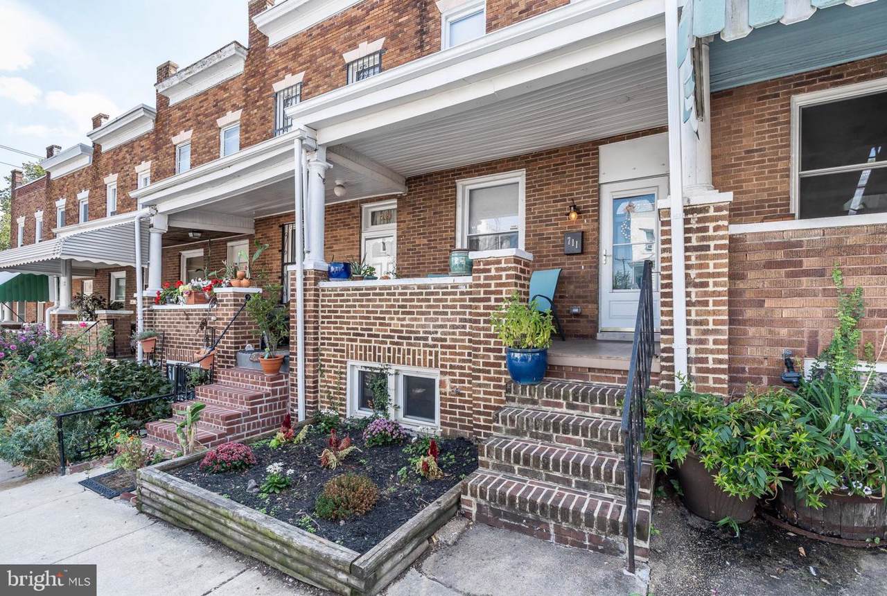 711 36TH Street - Photo 1