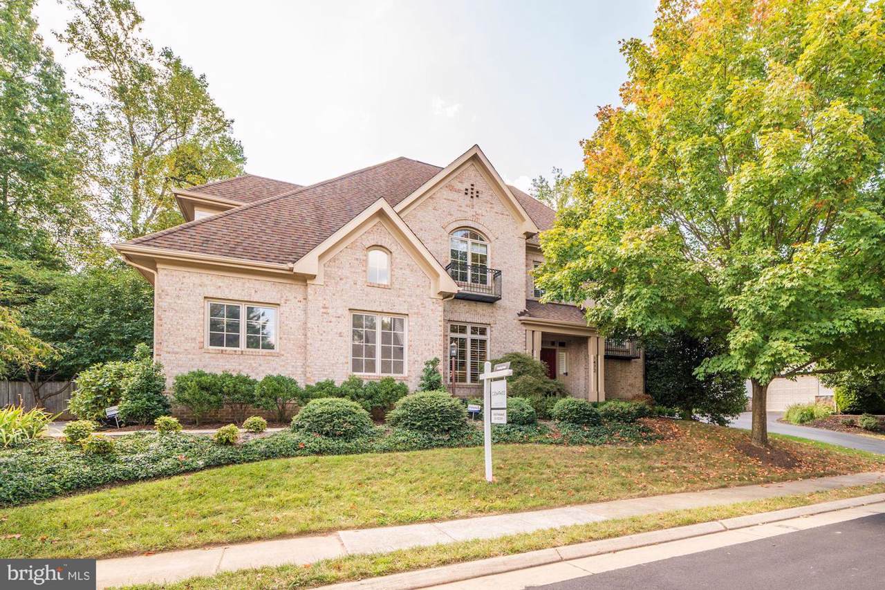 1472 Carrington Ridge Lane - Photo 1