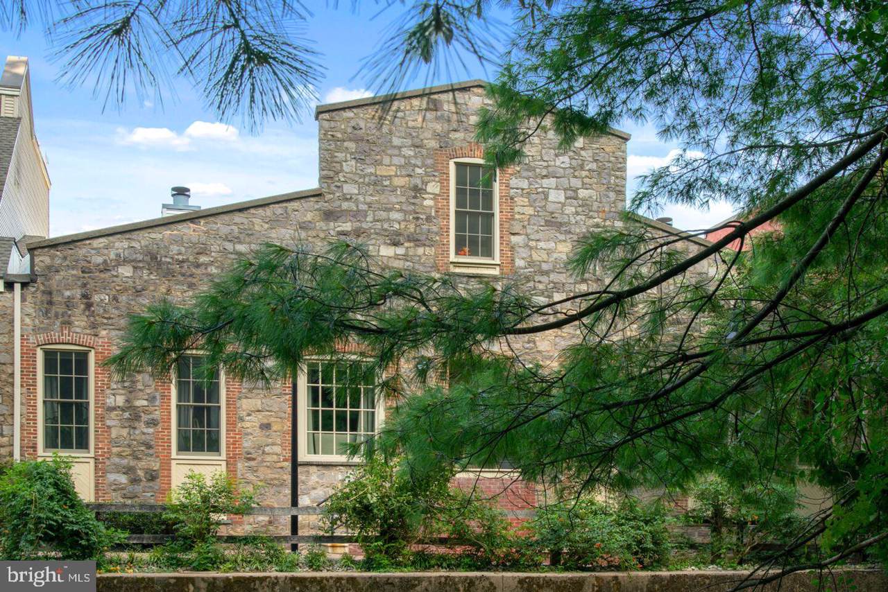 350 River Road - Photo 1