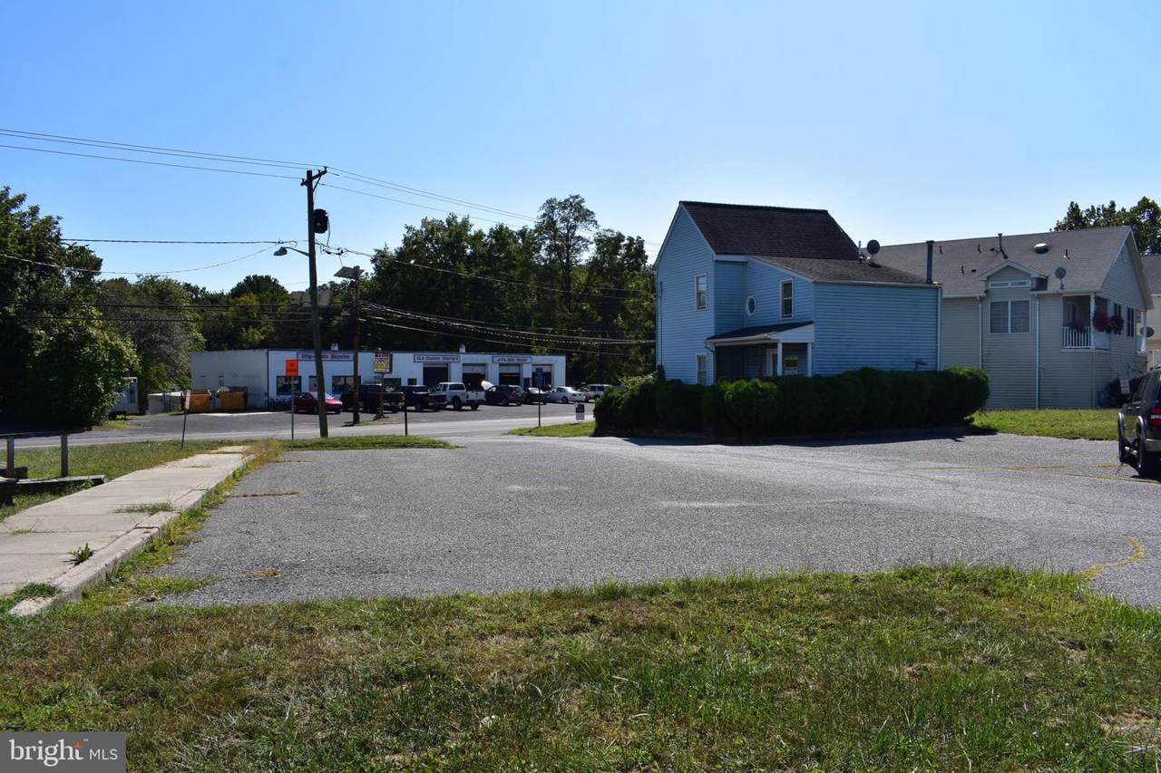 1260-1270 Woodlane Road - Photo 1