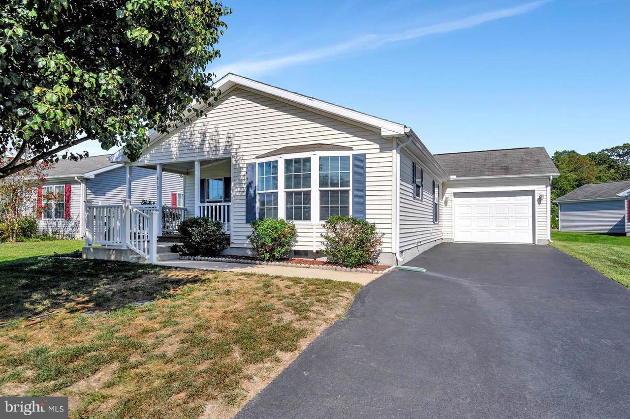 810 Farrall Drive - Photo 1