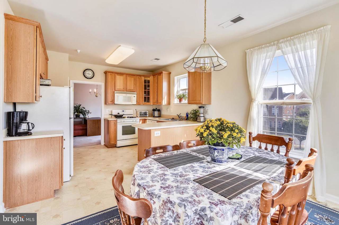 9710 Handerson Place - Photo 1