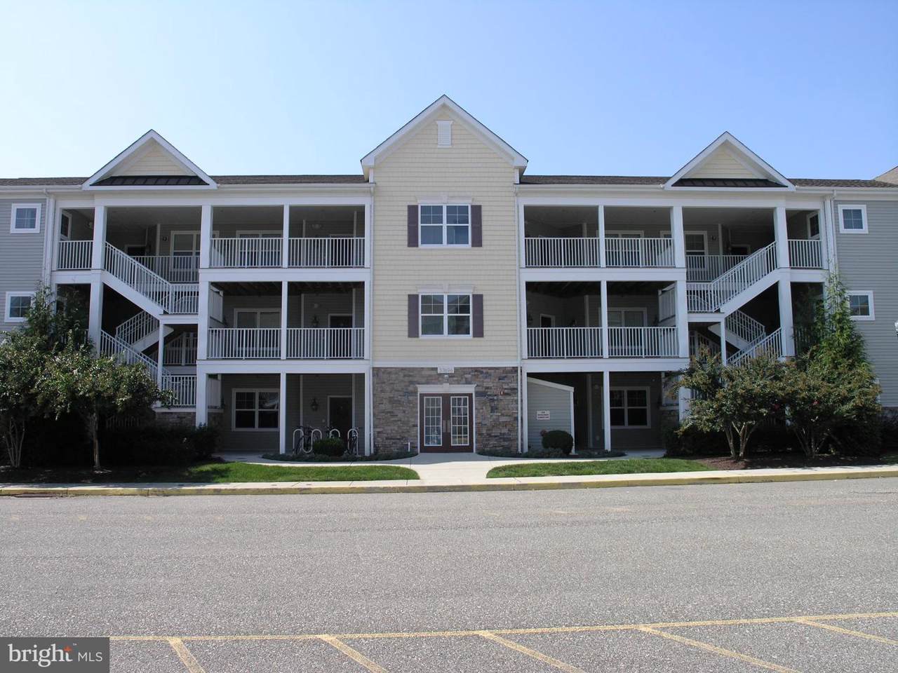 37696 Ulster Drive - Photo 1