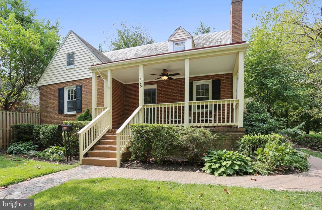 320 Dale Drive - Photo 1