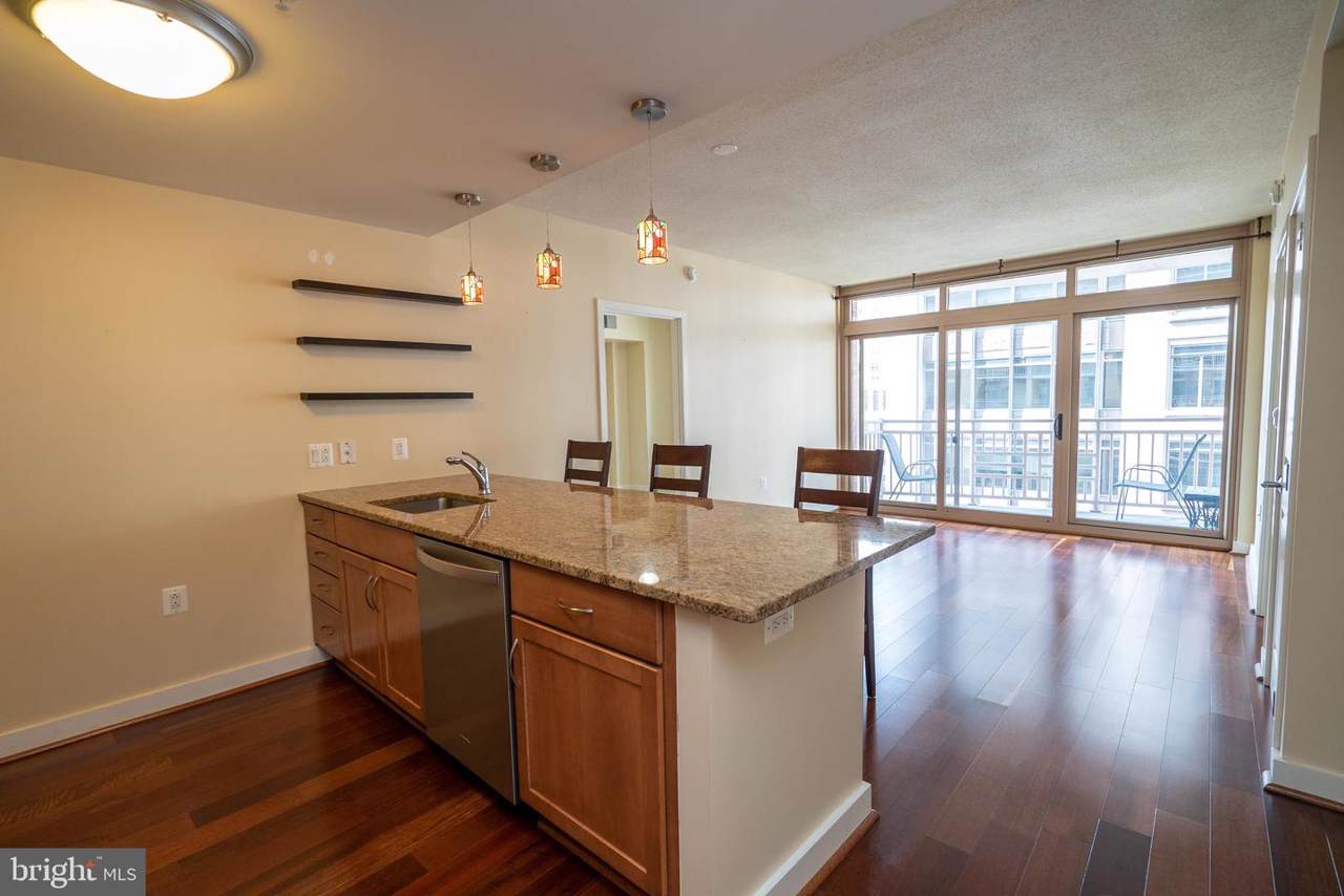 888 Quincy Street - Photo 1